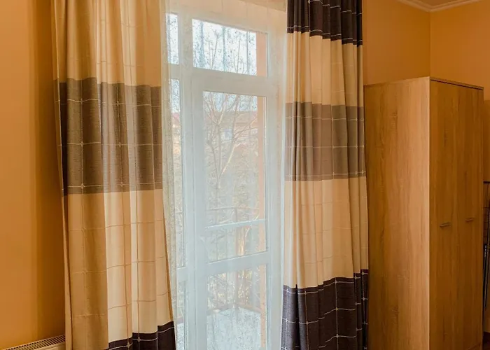 Apartman Domovik мостова 5 кв 38
