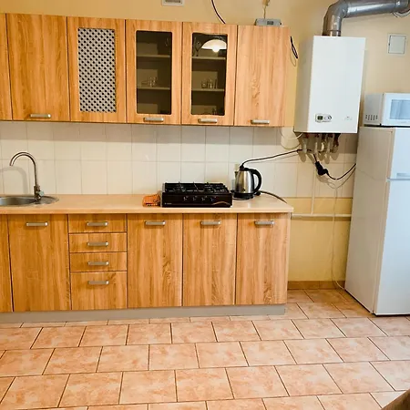 Domovik мостова 5 кв 38 * موكاشيفه